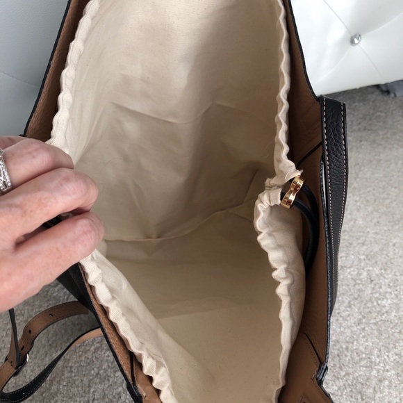 Gucci Rambler Reversible Tote - Picture 16 of 16